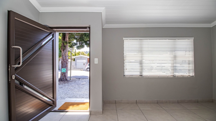 7 Bedroom Property for Sale in Knysna Central Western Cape